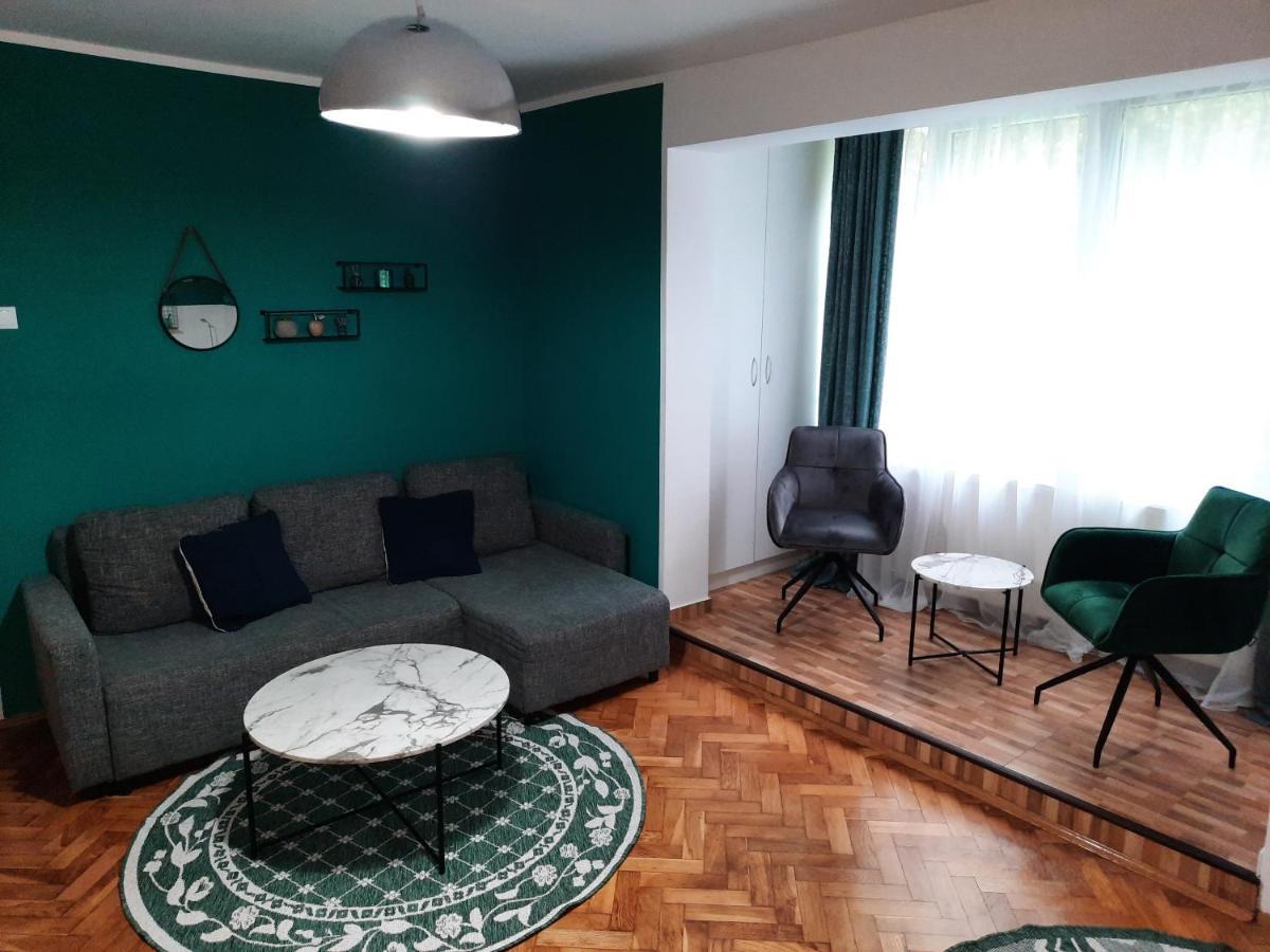 Cozy Three Rooms Apartment Cluj-Napoca Exterior foto
